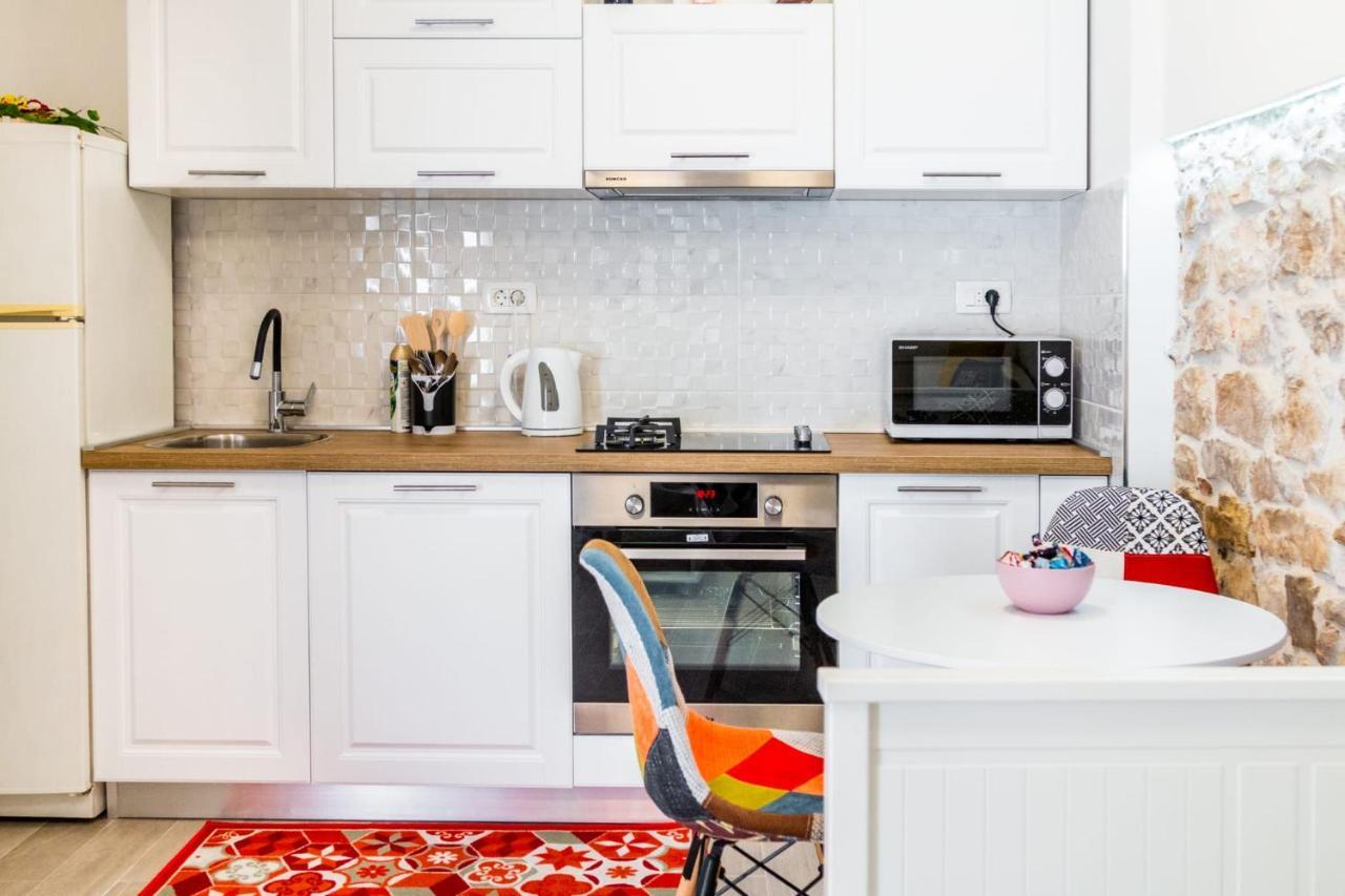 Studio Apartman Mirela Kastel Stafilic Kaštela Buitenkant foto