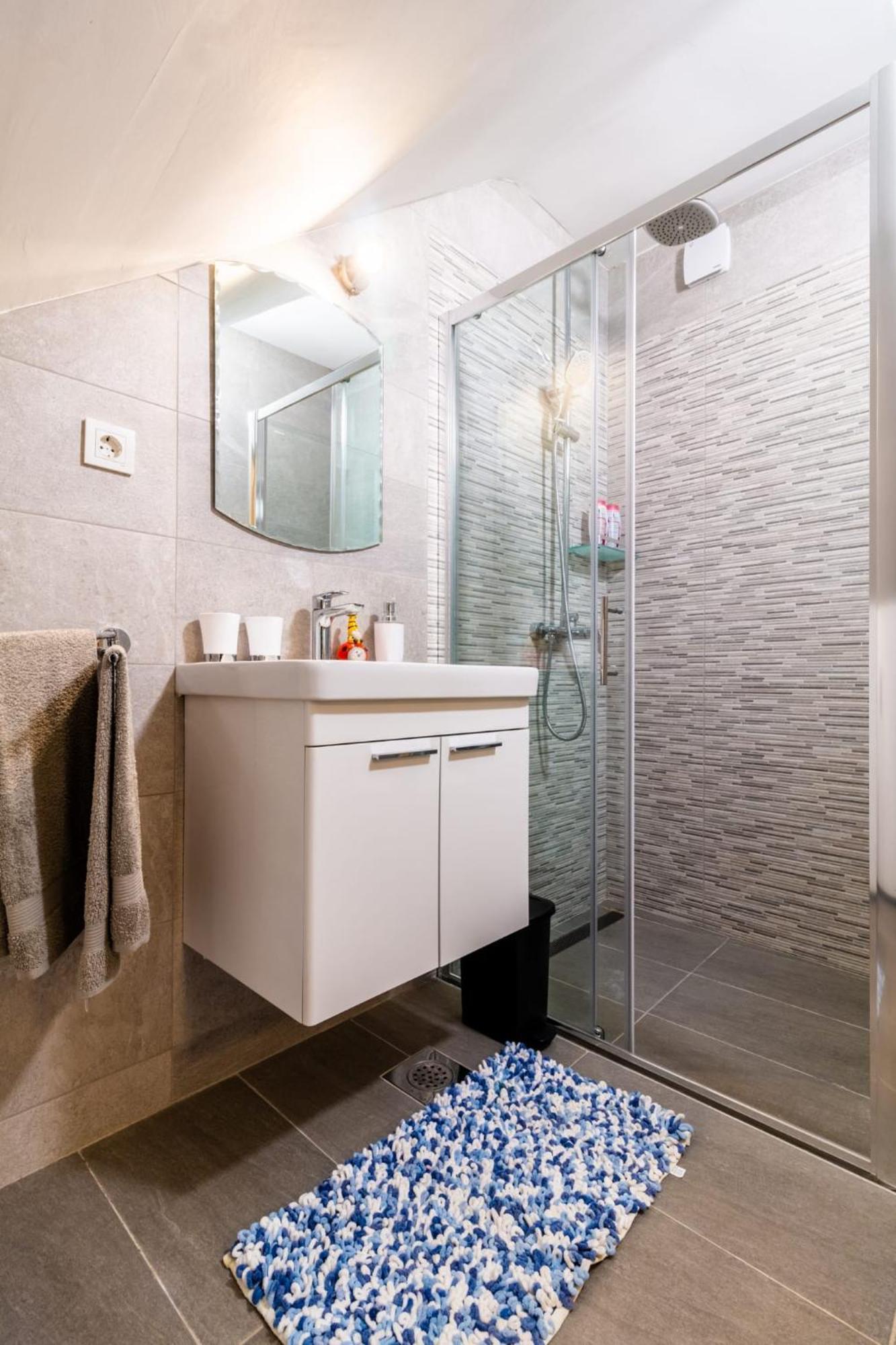 Studio Apartman Mirela Kastel Stafilic Kaštela Buitenkant foto